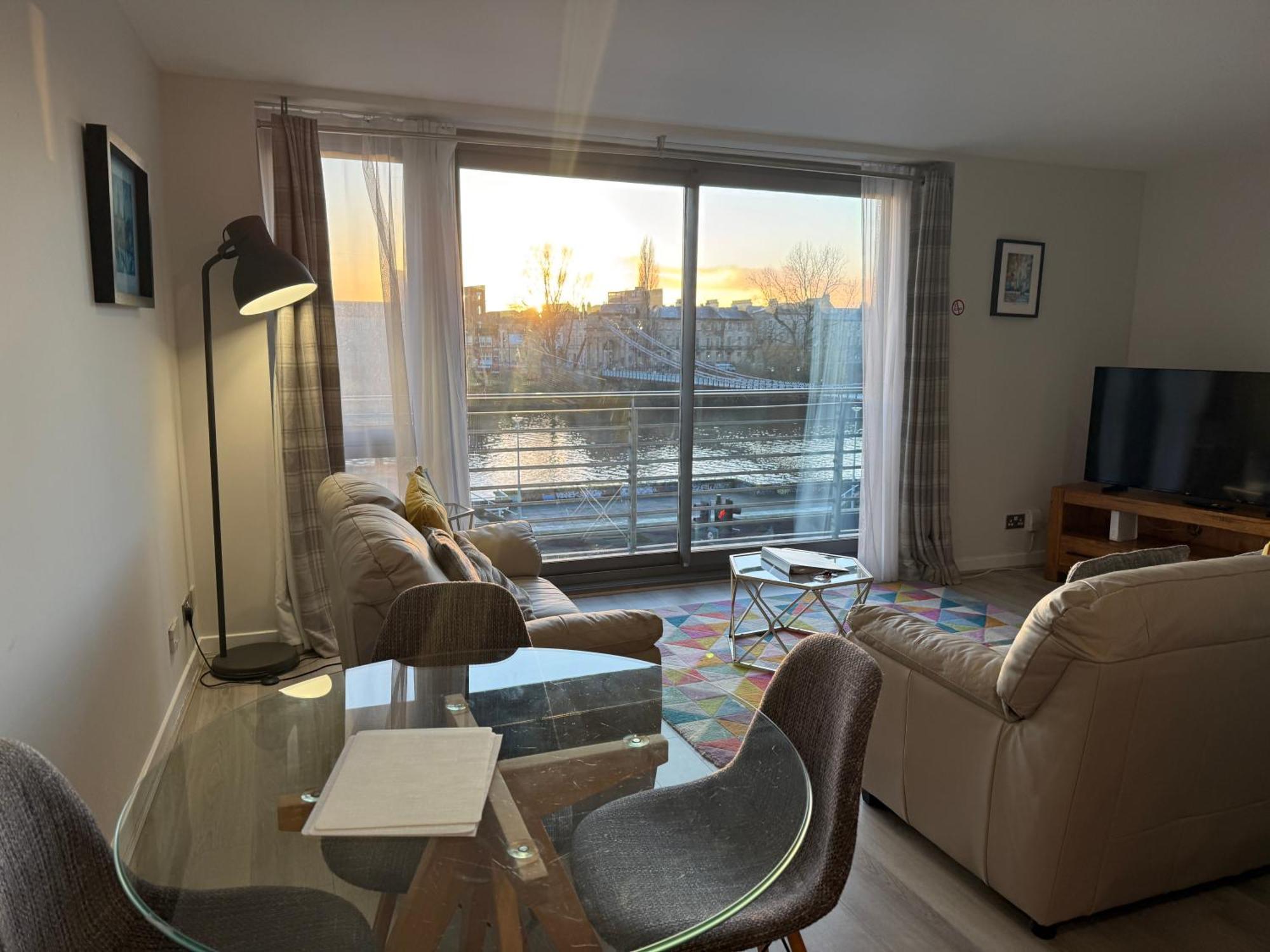 Principal Apartments - Clyde Waterfront Apartments, Glasgow